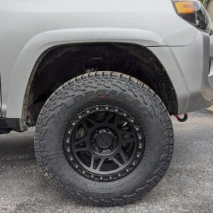 285/70/17s