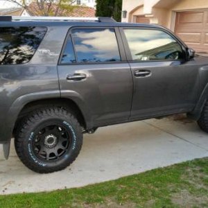 Method Roost Wheels & BFG AT KO2 Tires