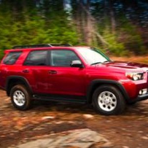 I'd like a TE in Blizzard Pearl. With a sunroof, and all black interior. But, that doesn't exist.
