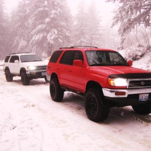 rock sliders and front bumper mod.
time to go wheeling!!!
