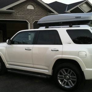 Sport Rack crossbars w/ Thule Evolution 1600 XT cargo carrier. OEM bars was not working for me...too bouncy. The Sport Rack bars were from my 06' Odys