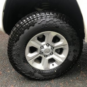WP AT3W 255/80/17 after lift (current)