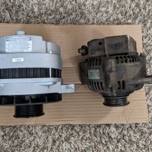 Size comparison from the top of the CS144 and the OEM Denso.