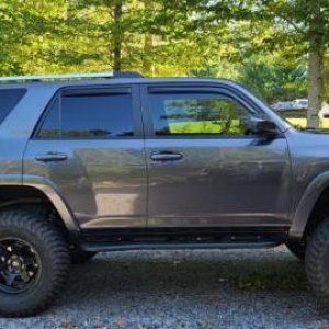 2016 Trail with 6" Fabtech lift on 35s.