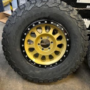 New wheels and tires.

Methods 
Size 17x8

BFG K02s 

size 285/70/17s
