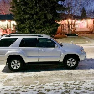 Hilux December 2023 Side (Before Lift  / Stock Tires & Rims)