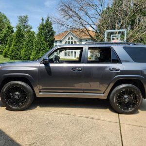 4Runner driver