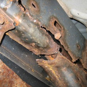 THIS is why you need to wash your frame if you live somewhere where they use road salt.