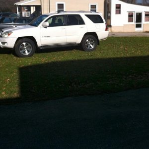 look at the shine on those stock wheels
