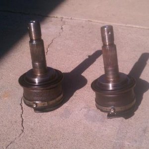 4wd to 2wd mod pieces $500 firm