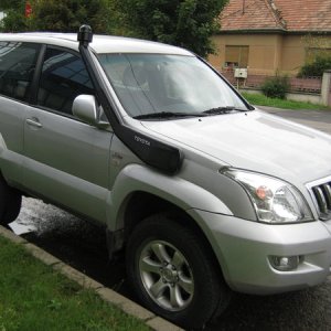Love the snorkel and hidden winch. Wish they brought these to the states.