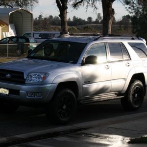 Some updated pictures with the lift & tires