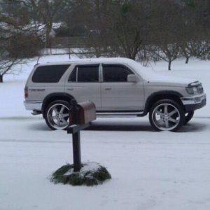 4runner loved the snow!!