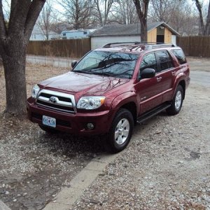 DSC01402
added 2" front lift (1" thick spacer) Yoko Geo ATS 265-70-17 (32" tall)