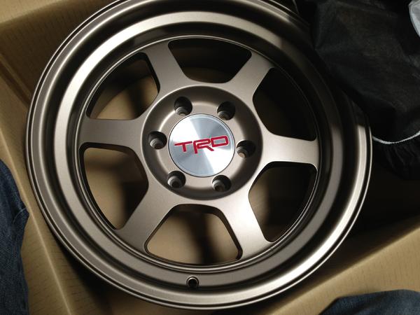 17" SCS F6 MODEL - Matte Dark Bronze

http://www.stealthcustomseries.com