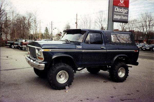 1979 bronco... ok so it's not a 4runner but hands down one of the best 4x4s I ever owned