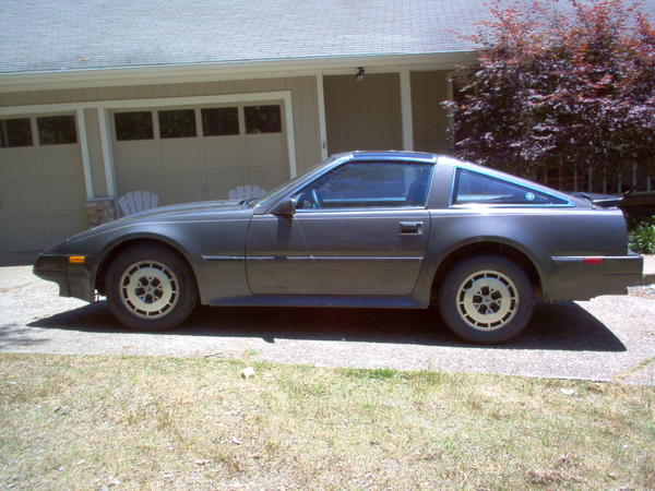 1986 Nissan 300ZX (first car that I ever bought)