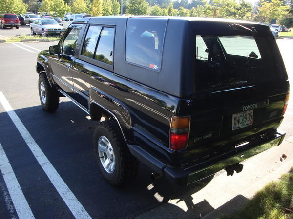 1987 SR5