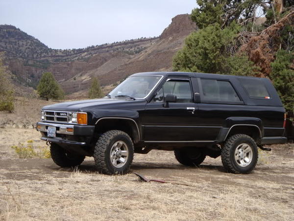 1987 SR5