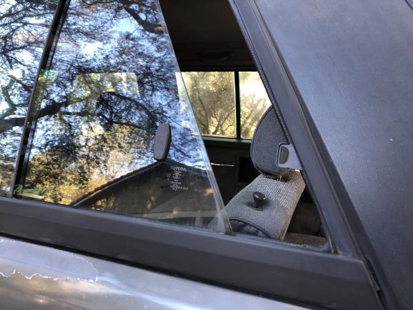 1988 Grey sliding side windows