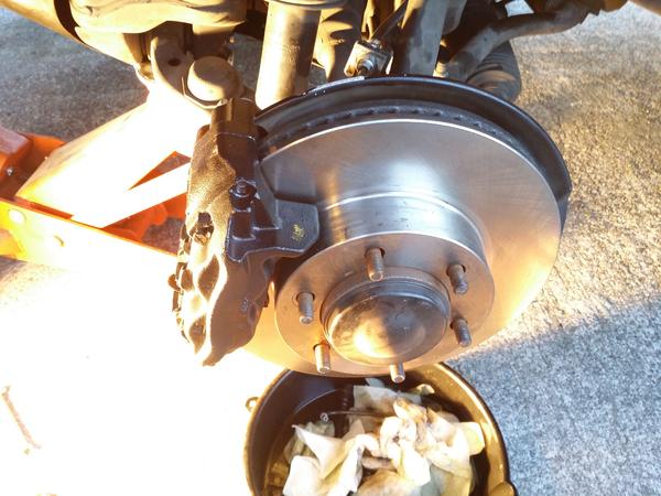 199 Tundra Brakes calipers and rotors installed.
