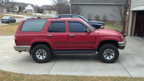 1992 4Runner Side view