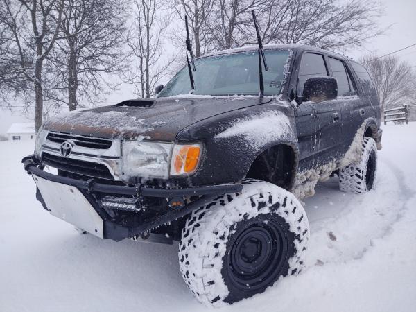 1996 black 4R SNOW