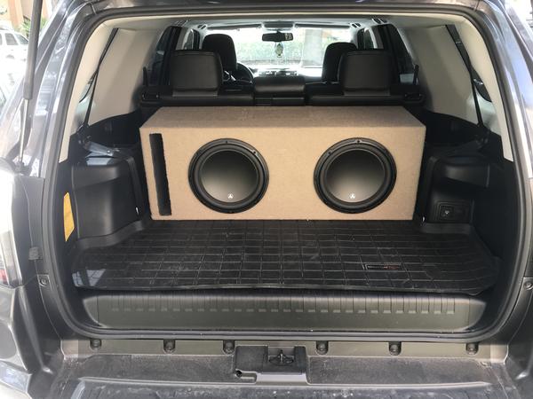 2 12" JL W3s powered by JL XD 1000