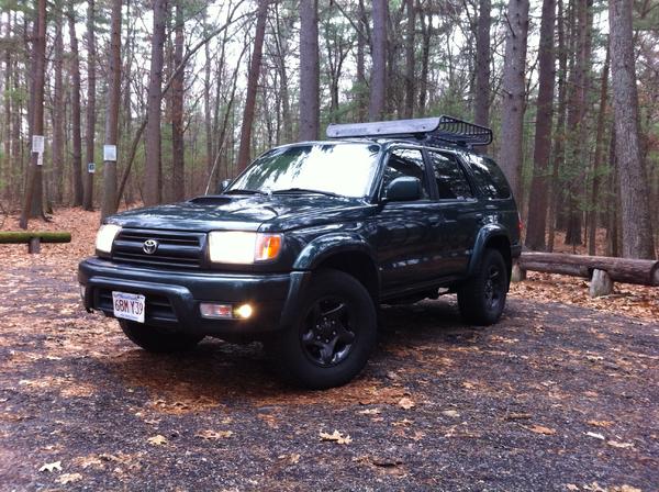 2000 4runner w/ 02 Taco rims in Rustoleum hammered metal_02