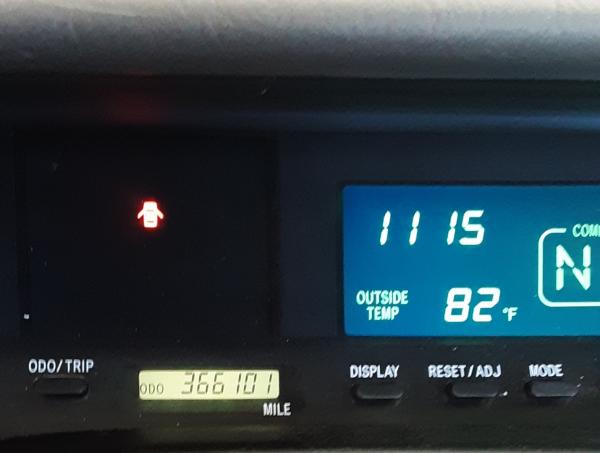 2000 Avalon 3.0 auto, 366K, still on the road. (391,000 miles as of 12/22)