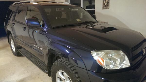 2005 Sport with 265/70/17 MTZs.  No lift.