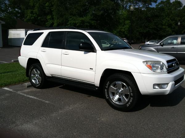 2005 Toyota 4Runner SR5!  I LOVE this thing!!!  Wish I had bought one years ago!!