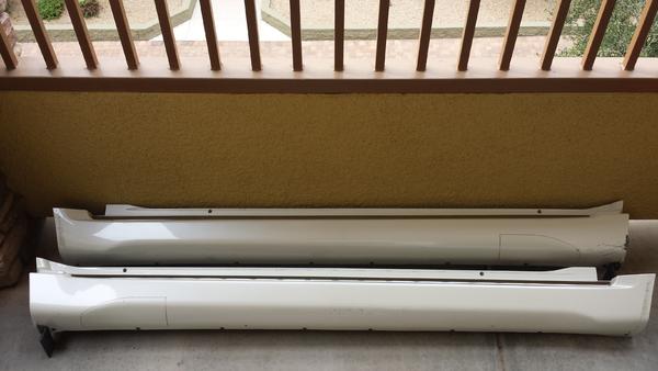 2011 Pearl White Rockers
