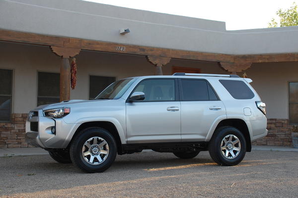 2014 Toyota 4Runner Trail Edition stock (5)