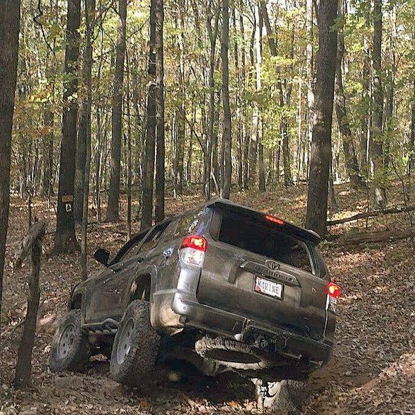 20161029 4Runner off camber