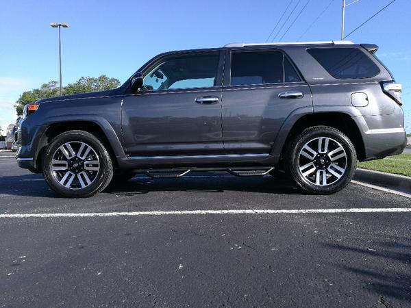 2017 4runner - side