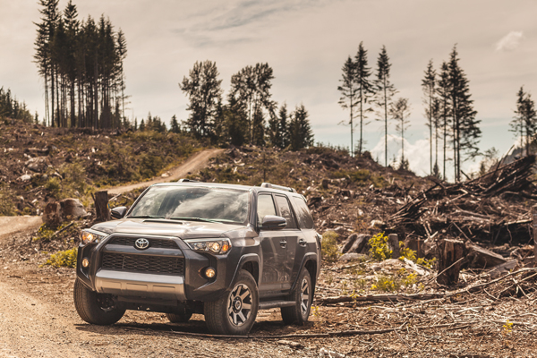 2017 TRD Off Road w/ KDSS

Currently stock.