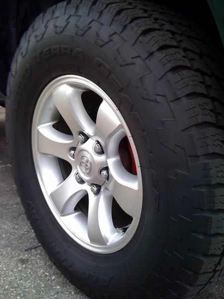 285-70-17   Nitto Terra Grappler