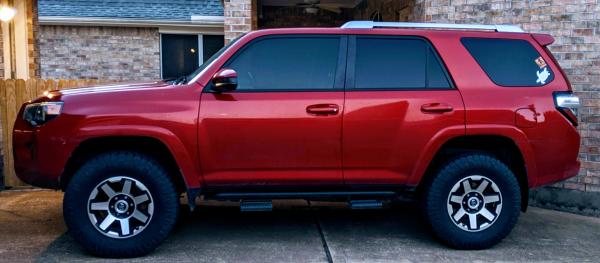 285 Nitto Ridge Grapplers, Bilstein 5100's (front set for 1.75") and 0.75" Cornfed rear spring spacers