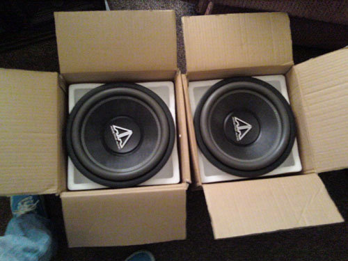 2x Addictive audio v3 12's
1000 rms ea
2100 watts max ea
