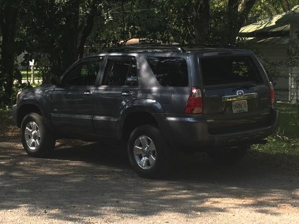 3/4 SHOT NO RUNNING BOARDS