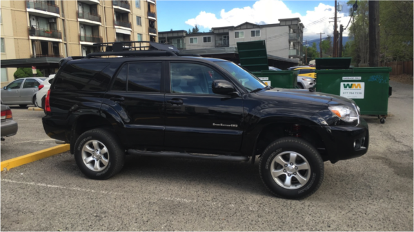 3" Toytec Ultimate lift installed and a small Curt rooftop basket (Free) on top