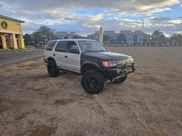 3RZ auto 4x4 "Little Runner", 387k miles.