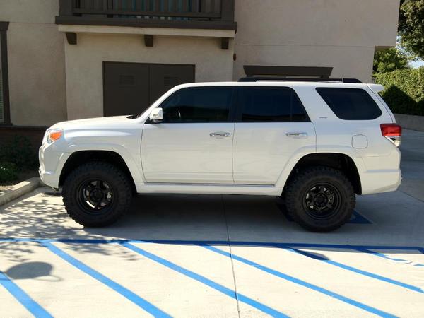 4-Runner w/ Konig Countersteer Type X wheels.