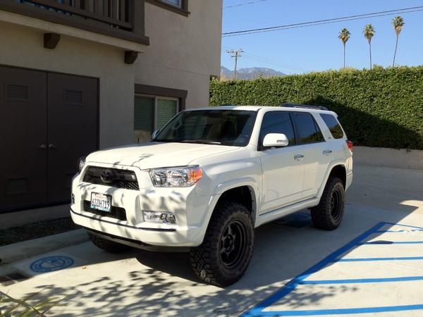 4-Runner w/ Konig Countersteer Type X wheels.