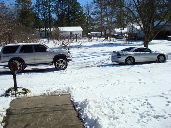 4runner and 3g eclipse in the snow!
