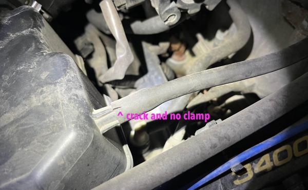 4runner hose with crack