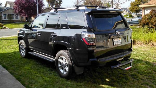 4Runner on the front lawn.
