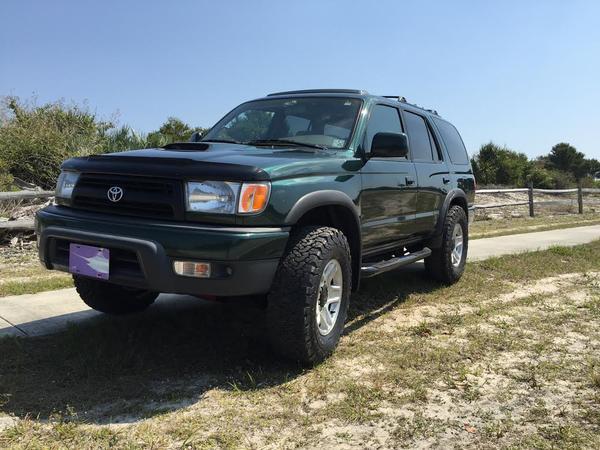 4Runner, pre-lift, new shoes 2