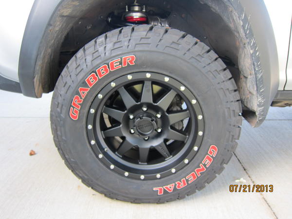 4runner trail 2011 w/ 275 70 r18 General Grabbers